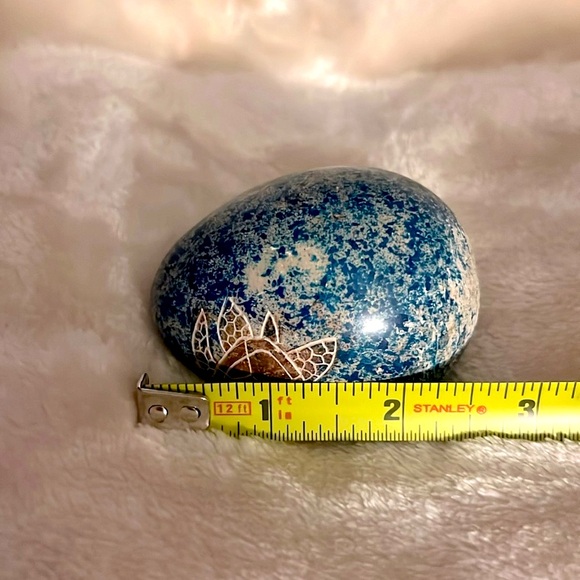 AFRICAN HAND CARVED ETCHED SEA TURTLE DECORATIVE STONE EGG FROM KENYA 🇰🇪 - Picture 7 of 8
